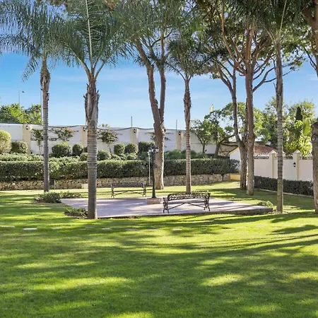 Andalucia Del Mar 14 61 *