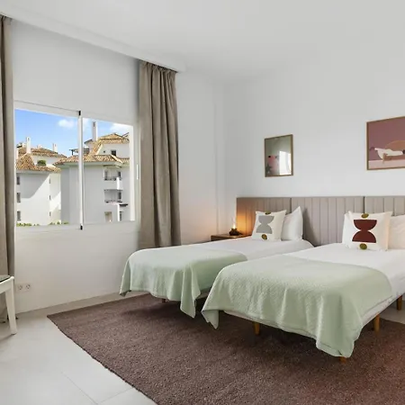 Andalucia Del Mar 14 61 * מארבלה