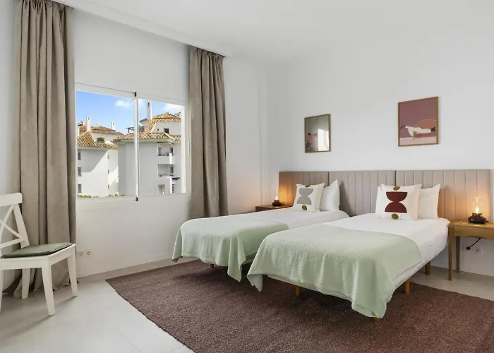 Andalucia Del Mar 14 61 * ماربيا